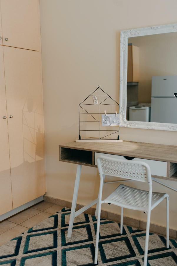 House, Nirvana, Apartment Patras